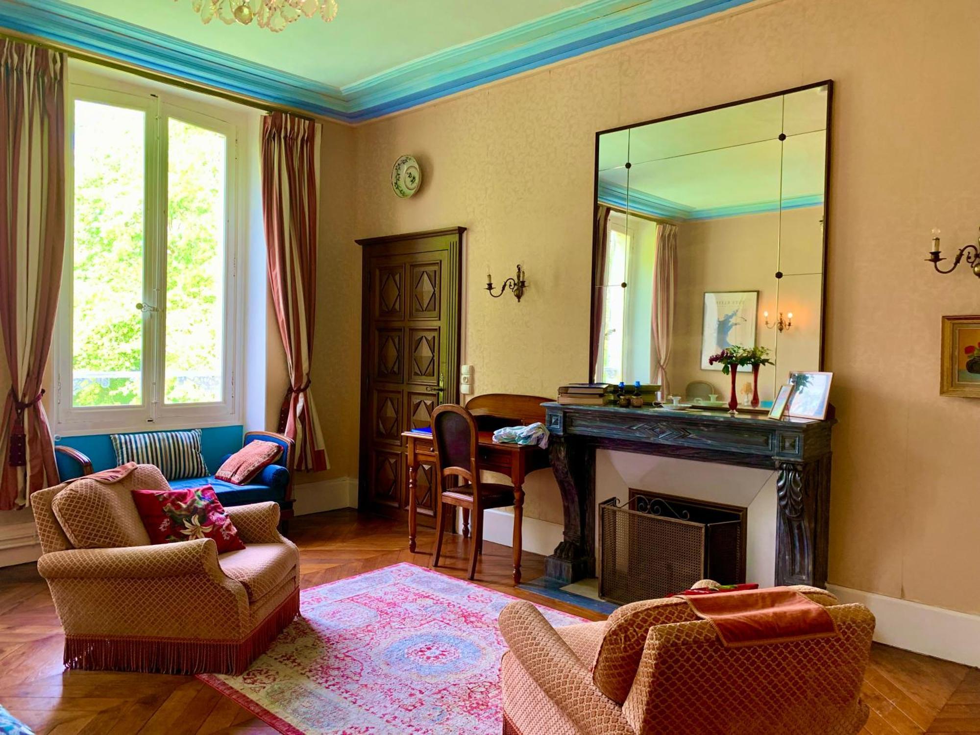 Yxie - Manoir Des Arts Bed & Breakfast Villeblevin Phòng bức ảnh